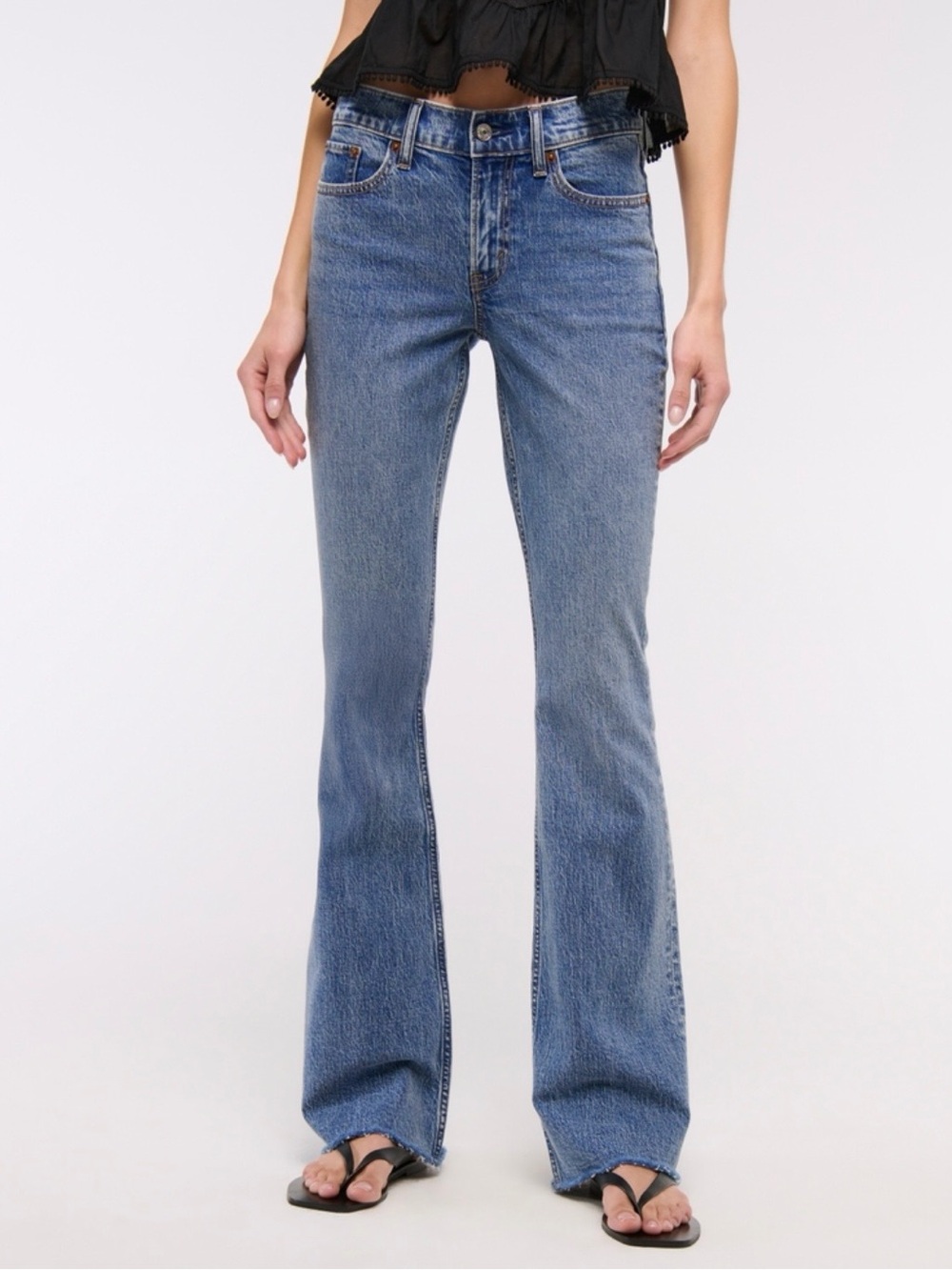 Abercrombie & Fitch Mid Rise Bootcut Frayed Hem Jeans Size 30 Medium Wash